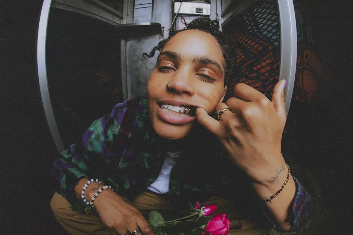 Jessb - Ring Ring (Feat. Zulu Green) [Remix] - Patta